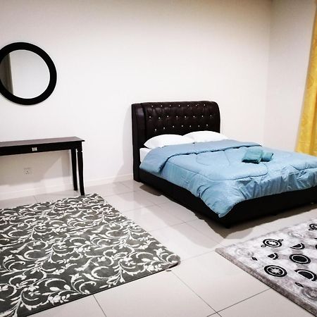 A&D Home-Stay @Kota Warisan, Sepang Exterior photo